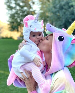 Kelly Noonan Instagram - Happy 4th birthday Riley Grace! You are overflowing with personality, strength, intelligence, and heart. Thank you for blessing our lives in such a profoundly beautiful way. I love you beyond.  It just keeps getting better and better 🤍✨👸🏽