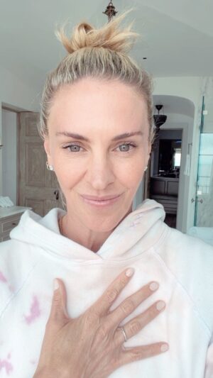 Kelly Noonan Instagram - First thing I’ll say is: IM OK. This is not a cry for help. This is me sharing my experience to hopefully help someone approach navigating intense emotions in a healthier way. Breathe, relax, observe, release. We are never taught how to feel the feelings without drowning in them. Our impulse is to resist, blame, suppress, escape or bypass. This morning, I relaxed into my observer as my chest burned, my stomach turned, and the tears flowed and I realized that as we approach the Spring Equinox with an Aries New Moon I have so much stuck grief, anger, and sadness from the last three years. Sure, I have triggers in my personal and professional life now, but the realization I had as we leave behind this winter season, is that for me, it’s been a 3 year long winter season and I need to release those intense energies that I didn’t know how to process. So I’m grateful for this awareness, I’m grateful for my triggers, and I’m grateful for all my teachers and my loving community of friends and family that continue to support me as I navigate what it means to be a spiritual being having a human experience.  And man, we spend so much energy RESISTING and keeping the pain stuffed down. The life force I felt after releasing the stagnant emotion was incredible and I can’t wait to do more of it….so bring it on Universe! But with ease and grace please 😬😜🙏🏽🌚 #release #letgo #emotions #energy #consciousness #iam #spirituality #newmoon #springequinox #breathe #meditation #healing