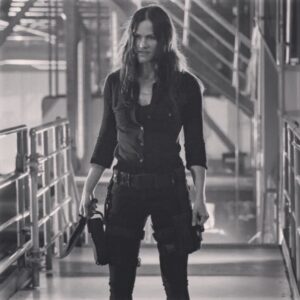 Kelly Overton Instagram - Revenge... #vanhelsing #season3 #syfy