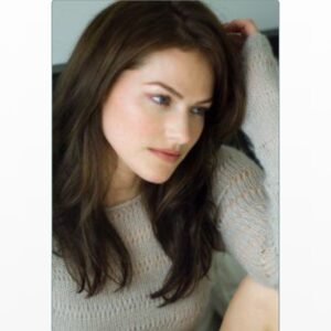 Kelly Overton Instagram - When you have Friday in sight... #weekendplease
