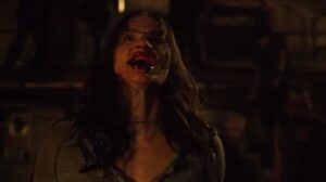 Kelly Overton Instagram - TONIGHT IS THE NIGHT!!Season 3 premieres 10/9c on SYFY! #vanhelsing #season3 #syfy #vanessa #letsdothis link to whole video in bio 🤘🏼