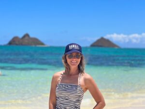 Kelly Overton Instagram - Aloha