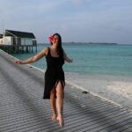 Kelly Helard Instagram - Bon bientôt fini les vacances repos retour à la maison !! Promis les prochaines vacances je serais avec mes enfants à jouer à la marchande de glaces et aux châteaux de sables donc rdv à bormes les mimosas bientôt !!! 🔜 🤪