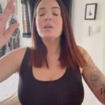 Kelly Helard Instagram - Nouveau format pour vous parler de la marque @fitclemfr car je reçois énormément de questions depuis maintenant trois ans et du coup Voici pour moi mes essentiels et comment j’ai fait pour perdre du poids après ma grossesse !! 🤰 #publicite