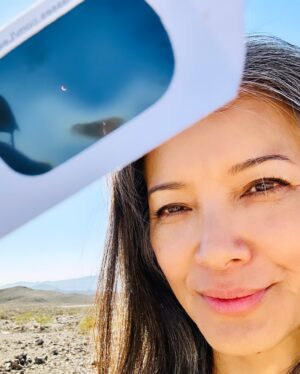Kelly Hu Instagram - Today was special.
#annularsolareclipse #lakemead #sunchaser #lasvegas #thingstodoinvegasotherthangamble