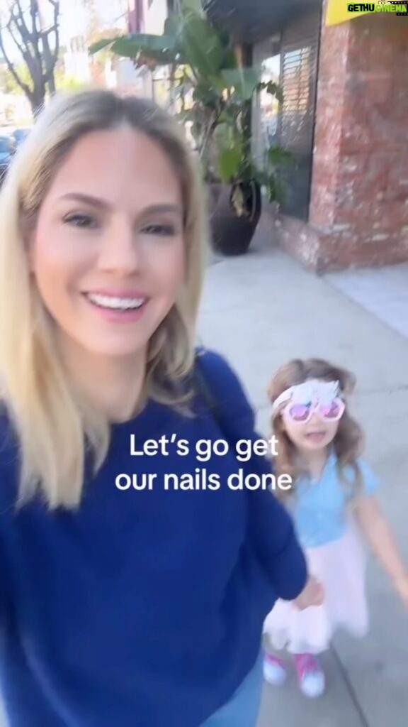 Kelly Kruger Instagram - You have to see my husbands reaction at the end 🤣 I love these baby blue chrome nails. Comment “links” to get the link to the gloves, polish and chrome sent to your DM 🩵 The gloves protect your hands from dryness, aging and who knows what those lights really do…. What’s your usual go to nail color? #nails #nailinspo #bluechromenails #babyblue #selfcare