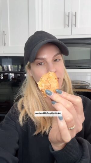 Kelly Kruger Instagram - Here! 👇🏻 follow @kellylkruger for more! 

Let’s face it we all love a nugget! Here’s a way to have them sans gluten and inflammatory seed oils. Also knowing exactly what is in them is always a plus! 

These are surprisingly easy to make (as are all my recipes I share) 

**comment “Recipe” or “nuggets” to have the full recipe sent to your DM.

What’s your fav dipping sauce?? 

#nuggets #chickennuggets #easyrecipe #glutenfree #glutenfreerecipes #dinnerideas #eeeeats #comfortfood #airfryer #feedfeed #buzzfeedfood #viralrecipes #recipeshare