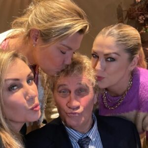 Kelly Pfaff Instagram - Happy ✨70✨Birthday aan mijn eerste grote liefde ❤️ love you papa 😘😘