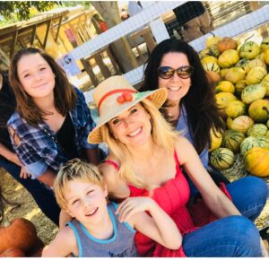 Kelly Preston Instagram - I love fall so much #tbt you think I’d be able to get a new fall photo... Nope!