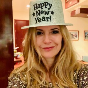 Kelly Preston Instagram - Happy New Year!!! 🎉  @johntravolta