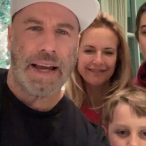 Kelly Preston Instagram - Merry Christmas from our family to yours!! 🎄☃️🦌🎁♥️