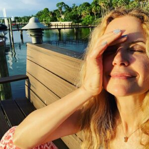 Kelly Preston Instagram - #summer ☀️