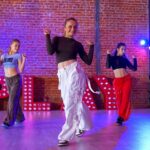 Kelly Sweeney Instagram - out of town again this weekend but I’m back teaching my slots next weekend !!! miss you all 🫶🏻 #boybye - @arianagrande 🎥 @shanebruce #kellysweeneychoreo #arianagrande #playgroundla