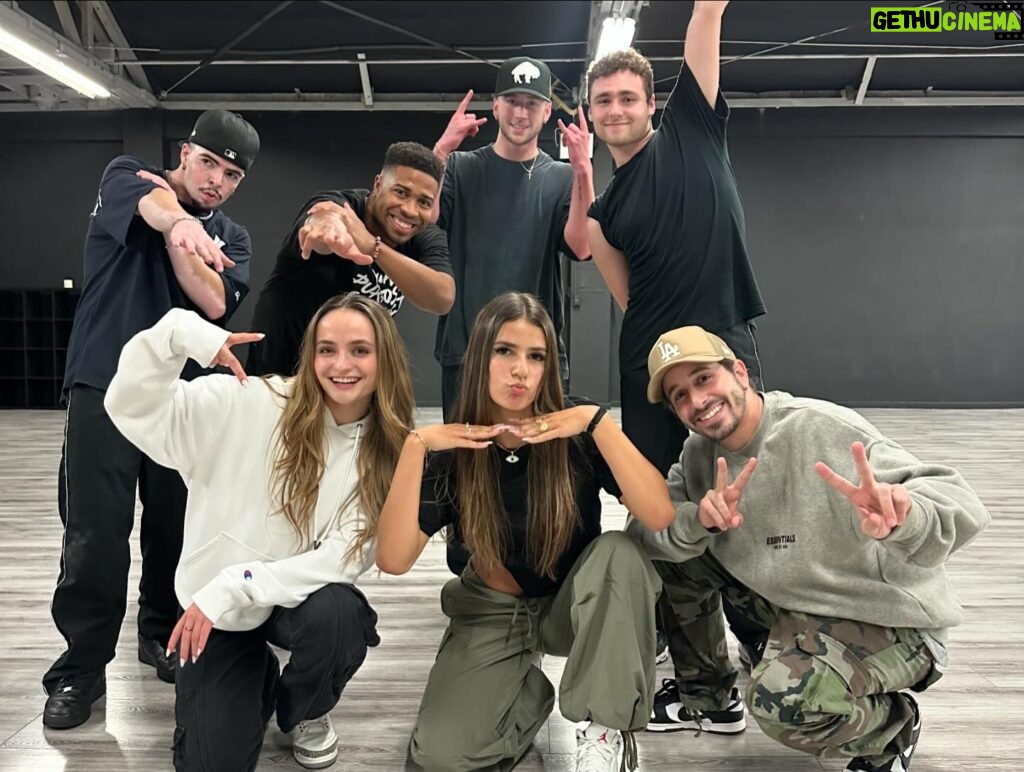 Kelly Sweeney Instagram - i choreographed @silia_kapsis ‘s performance for eurovision alongside @guygroove and voting is still open !!! link is in my story. so proud of this girl and this team. special shoutout to the skeleton crew of dancers here in LA for helping us prepare and thank you @dancemagazine for featuring us. #kellysweeneychoreo #guygroovechoreography #eurovision #cyprus #siliakapsis