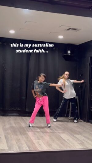 Kelly Sweeney Instagram - miss @faith.hedley 👏
#kellysweeneychoreo #nickiminaj #everybody