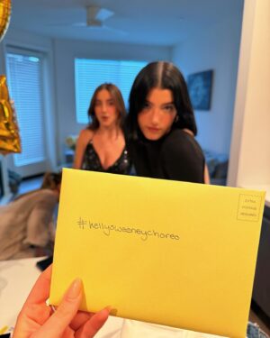 Kelly Sweeney Instagram - i don’t know about you, but I’m feeling