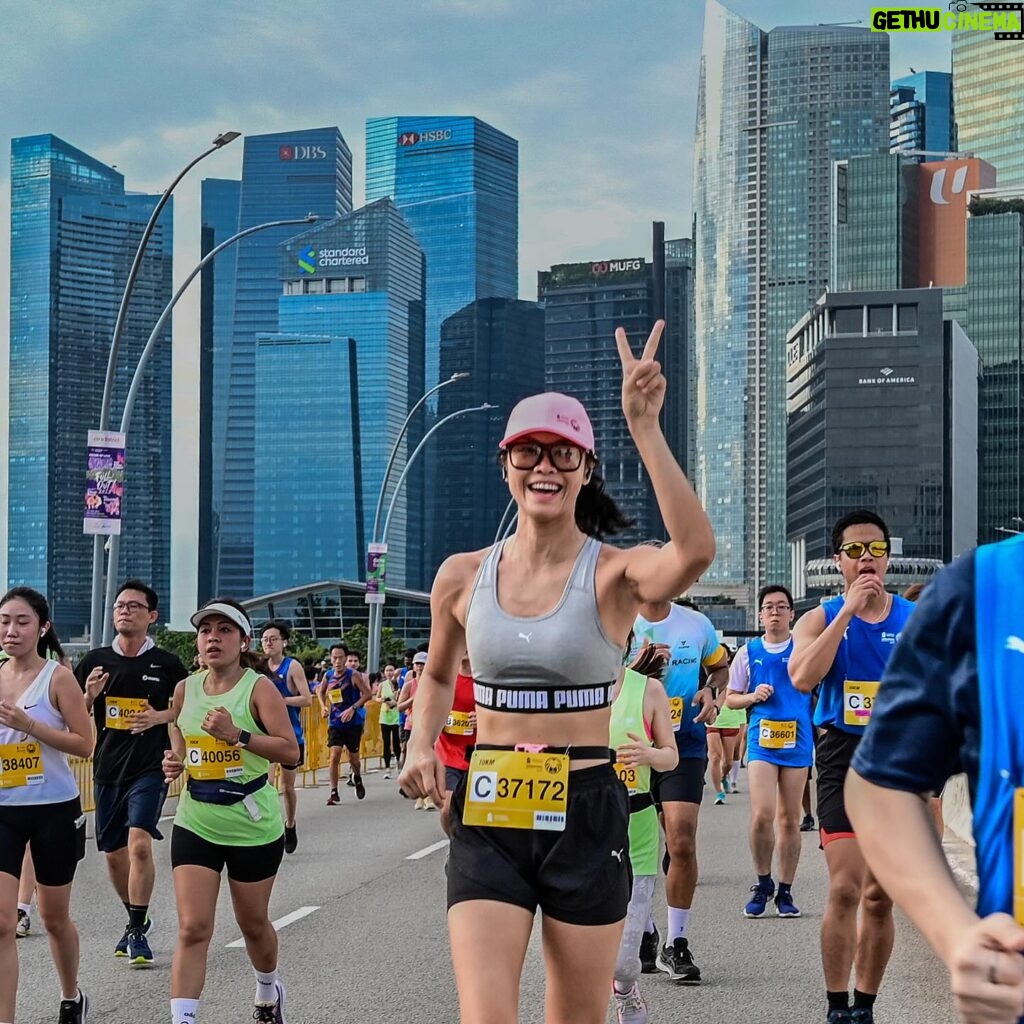Kelly Tandiono Instagram - That was so fun running in Singapore last weekend thank you @puma @pumarunning I had so much fun running and testing out the new Nitro Elite ❤️ . 📸 @kopi.jepret . #Running #runner #pumarunning #Singapore