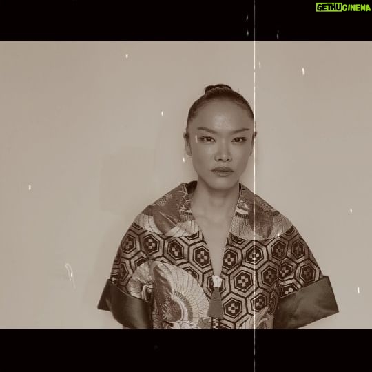 Kelly Tandiono Instagram - On this Kartini Day, I decided to post this monologue from a sci fi movie which I did recently that tells the tale of a noble woman who tries to encourage her people to withstand and retaliate after the massacre of her realm. The way she portrays reminds me of the late R.A Kartini the hero who fought for Indonesian women's emancipation. Her courage and charisma made her one of my role model. ♥️ . Happy Kartini Day to everyone 🇮🇩♥️ . #KartiniDay #womensupportingwomen #monologue #womenempowerment #HappyKartiniDay