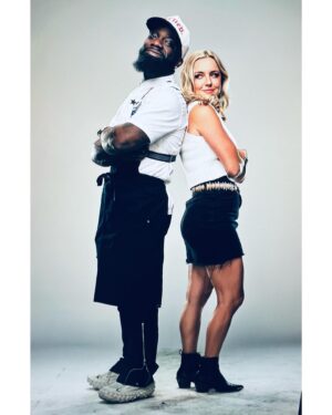 Kelsey Barnard Clark Instagram - T O N I G H T me and the king go head to head in a quite epic battle. I was there, I would know. Y’all don’t wanna miss the fun.

#TournamentOfChampions Season V on @foodnetwork TONIGHT at 8/7C or @streamonmax