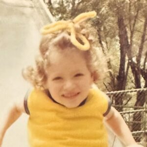 Kenia Gascón Instagram - Feliz día del niño!!! 👻