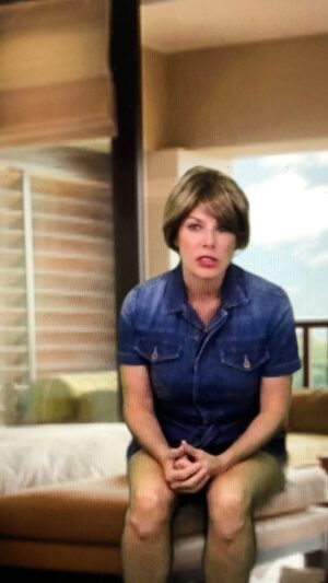 Kenia Gascón Instagram - Néstor comienza a desaparecer. Él no lo cree.