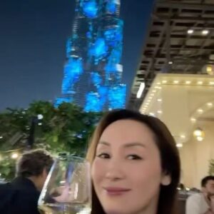 Kenix Kwok Ho-Ying Instagram - Cheers 🎅🏻🎄🌟🍾🥂❤️❤️