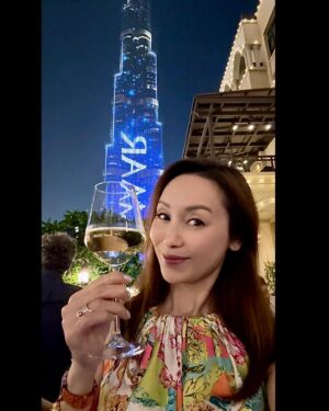 Kenix Kwok Ho-Ying Instagram - Cheers 🎅🏻🎄🌟🍾🥂❤️❤️