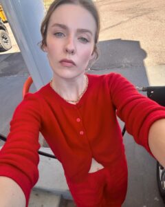 Actress Kennedy McMann HD Instagram Photos and Wallpapers June 2024