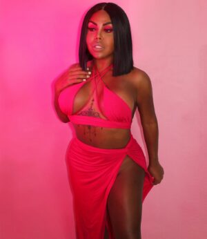 Kenya Michaels Instagram - 💕It doesn't matter if you haven't achieved your goals yet, What matters is that the path you travel is the one that leads you to it.💗