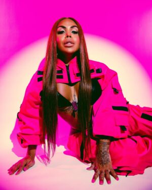Kenya Michaels Instagram - Wisin y Yandel Concert Look 💕

💇🏾‍♀️Human Hair Unit by Me! ( You will see more coming on 2023!!)

📸Photo by @jtiagovisuals you killed it love!