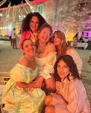 Kenza Saïb Couton Instagram - AMOUR, DOUCEUR ET PASTEL 💕🌸 🪬 jusqu’à 120 ans mes petits chats 💖 #theophileetjuliette #tropdamouretdebeauté