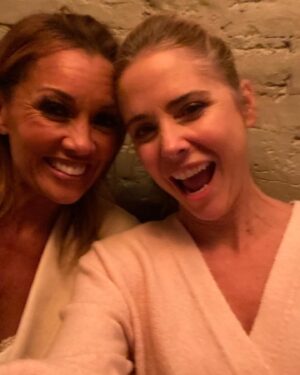 Kerry Butler Instagram - In a life imitating art moment I jumped into the SMASH reading midway through rehearsals.  Wow!  It is going to be amazing!  Such fun reuniting with so many friends!  And getting to sing this incredible music by @marc_shaiman and @scottwittman .  For those saying they can’t wait to see ME.(so sweet)  I was just helping out as a temporary replacement- knew that going in. ‘God I’m not a dancer.’ 🎵This was just the first reading and trust you will want to see it with or without me.  #can’tdance #butcamplayadancerinaREADING😂