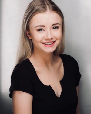Kerry Ingram Instagram - double tap to zoom 🙃