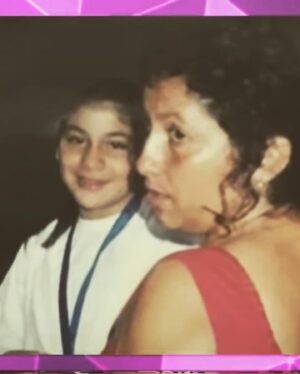 Ketlen Vieira Instagram - Mãe hoje é seu aniversário, que hoje seja um dia abençoado em sua vida , que Deus multiplique seus anos de vida aqui nessa terra, com muita saúde ,paz felicidade! Obrigada por ser esse exemplo de força, garra e determinação. Você é a minha maior incentivadora ,graças a Deus e a você mãe que me tornei a atleta que sou hoje ! Obrigada por tudo mãe , te amo ❤️
