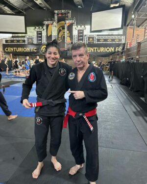 Ketlen Vieira Instagram - Hoje recebi meu 2• grau na faixa preta pelas mãos do meu mestre @dede_pederneiras . Obrigada mestre pela oportunidade diária de aprender e crescer ao seu lado ! Que Deus lhe abençoe 🙏🏻
