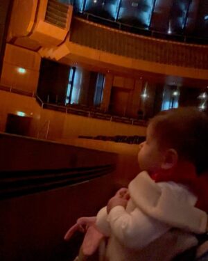 Khatia Buniatishvili Instagram - Danke ❤️ Berlin, Hamburg, Hannover, Düsseldorf, Munich 🎄

#germany #recitaltour #beforechristmas #berlin #hamburg #hannover #düsseldorf #munich #münchen #music #art #piano #love #life #khatiabuniatishvili