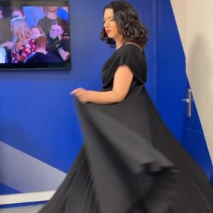Khatia Buniatishvili Instagram - Thank you @dior for a graceful dress 🖤

Thank you @cartier  for the mesmerizing necklace “la pluie” 💧💎💠
And @lancomeofficial for the make-up 💄

#dior #robe #robededior #cartier #highjewellery #accorarena #bercy #paris #khatuabuniatishvili
