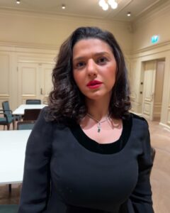 Khatia Buniatishvili Instagram - Thank you Bern ♥️ for your subtleness and your warmth. It was a special evening ✨ #bern #switzerland #piano #recital #classicalmusic #concert #livemusic #soldout #music #art #love #life #khatiaBuniatishvili Styled by @arthurmayadoux @cartier