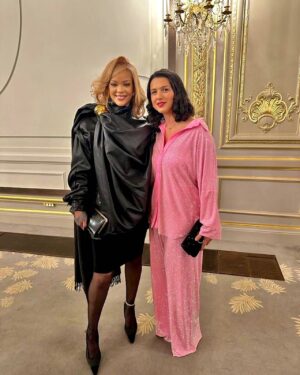 Khatia Buniatishvili Instagram - The evening at the Élysée Palace before the Gala of the Operation Yellow Coins “Opération Pièces jaunes” - French foundation with the goal of improving the conditions of hospitalized children and adolescents. 
Merci pour l’invitation, Monsieur le Président! 
C’était un honneur de participer au Gala, Madame la Première Dame!

On the photos with Mr. President of France,
Mme First Lady of France, the creative producer of the show Mme Hélène Mercier-Arnault and one and only Rihanna ❤️

#palaisdelelysee #paris #mrpresident #emmanuelmacron #brigittemacron #rihanna #helenemercierarnault