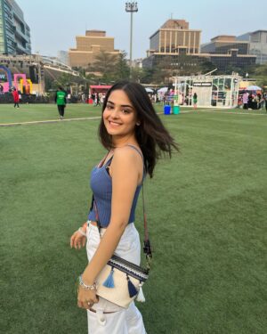 Khushi Mishra Instagram - A day filled with smiles👼🏻