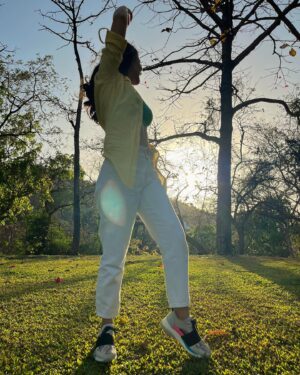 Khushi Mishra Instagram - Dancing through the fire🍁