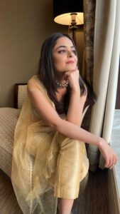 Actress Khushi Mishra HD Instagram Photos and Wallpapers February 2023