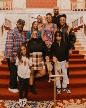 KiKi Layne Instagram - #Dandelion screening in Cleveland for @clefilmfest 
Grateful that my family could make the drive up from Cincinnati to join me. Brought me so much joy to have them there with me. 

📸 @memorycardfull 

#CIFF48