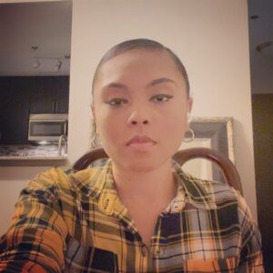 Kiami Davael Instagram - 🚨🚨Virtual Meet & Greet? 🚨🚨

Who’s down? Let me know in the comments. ❤️❤️