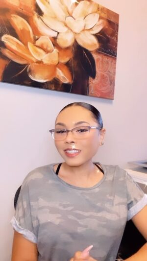 Kiami Davael Instagram - 🌟🌟In Kiami’s Spirit: 🌟🌟 move at your own pace! No distractions. No excuses. You got this! I love you & I mean it 🥰😘
.
.
.
.
.
#motivational #keepmoving #yougotthis #cantstopwontstop #elevate #goals #manifest #believeinyourself