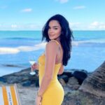 Kiara Liz Instagram - Brindo por todo lo lindo que llegó este 2023 ✨🧡 #VeuveClicquot #LiveClicquot #ClicquotSolaire
