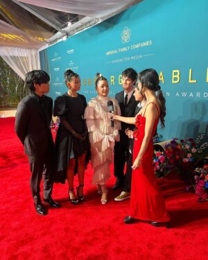 Kiawentiio Instagram - LA!
Thank you Unforgettable Gala for letting me attend with my favorite people. Such a wonderful experience, especially along side these goofballs <3

Styled by: @christianstroble 
Hair: @laurarugetti 
Makeup: @jasminws 
Earrings: @niioperkins