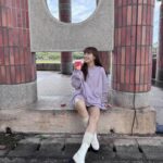 Kiki Lin Instagram - 今天葛格在淡水拍 是我愛的淡水當然要來✌🏻 天氣很好要拍個照吧 ：可以幫我拍照一下嗎 Ju：我是來工作的！！！！ 我絕對是真心來 陪（幸）他（災）拍（樂）戲（禍）的 #那不是曝光是褲褲啦