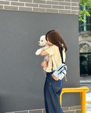 Kim Da-ye Instagram - 초면이지만 사랑해 🐶🍒🌼