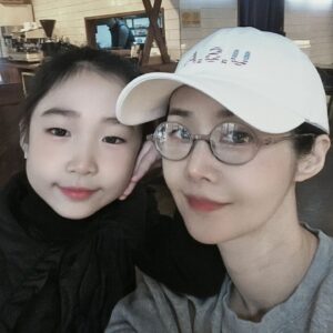 Kim Ga-yeon Thumbnail - 604 Likes - Most Liked Instagram Photos